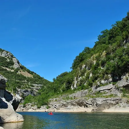 Villa La Sarrasine Aigueze Esterno foto